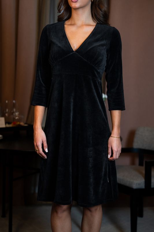 Hildur svart velurklänning