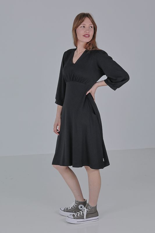 Michela svart klänning