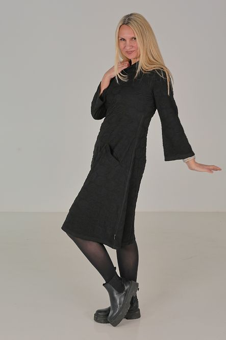 Huvudbild Essie svart klänning