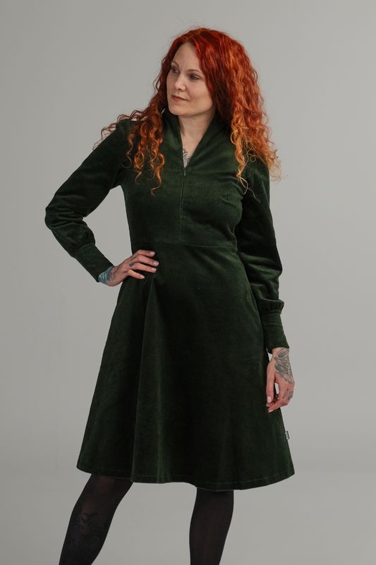 Gabrielle kombogrön klänning