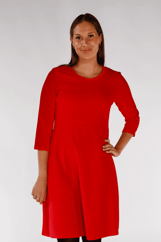 Elli klänning babycord röd