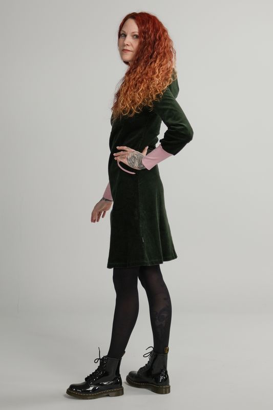 Bianca grön och rosa huvklänning