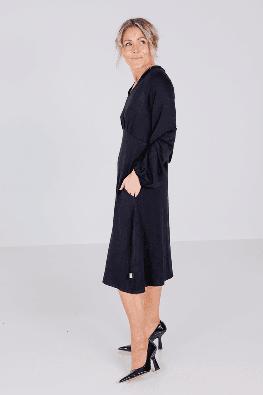 Ira svart bambus klänning 